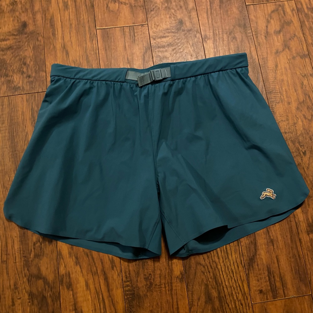Women’s - Tracksmith - Off Roads Shorts - color: Ocean - size XL - NWOT
